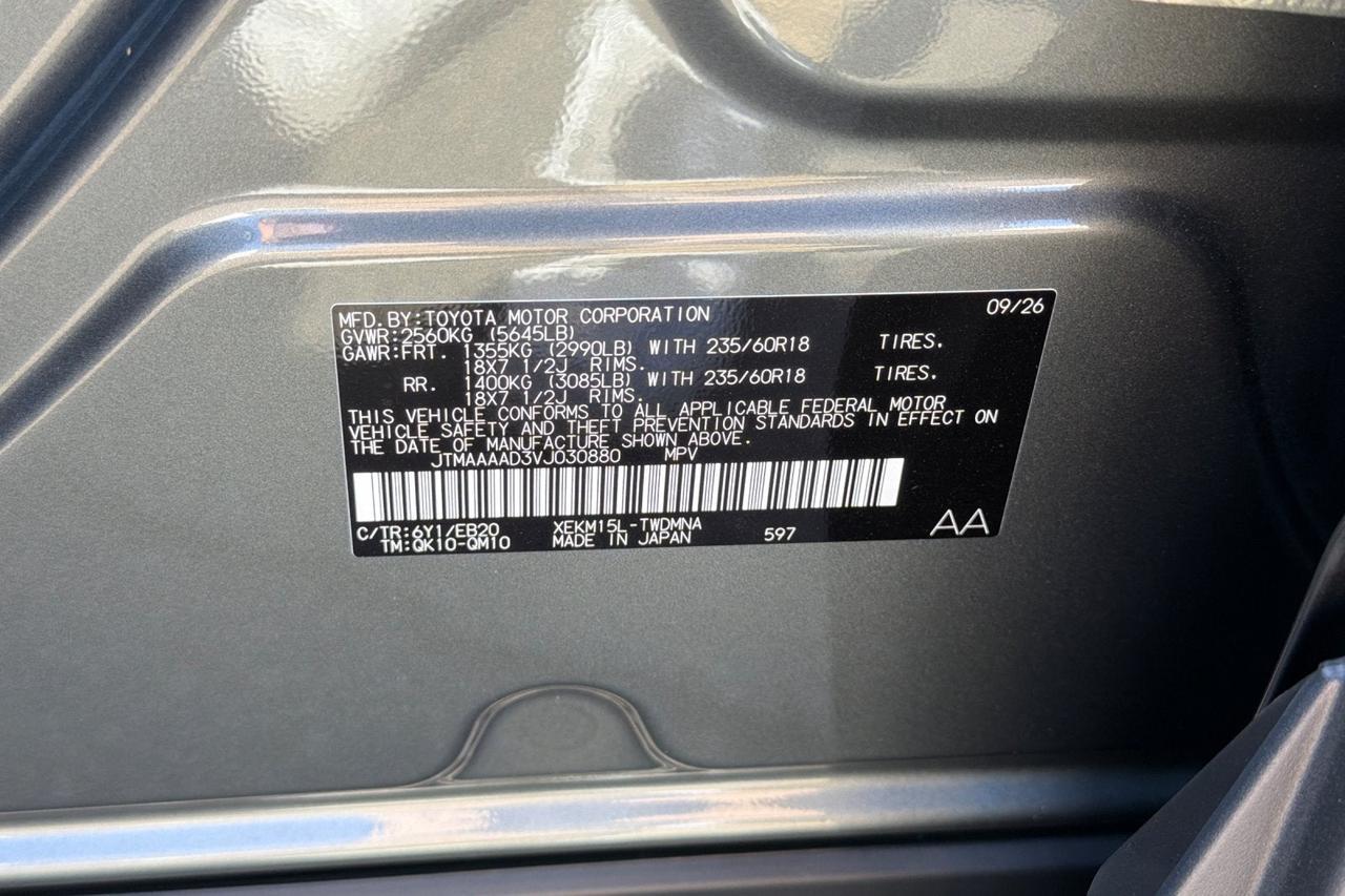 2027 Toyota C-HR SE Roseville CA