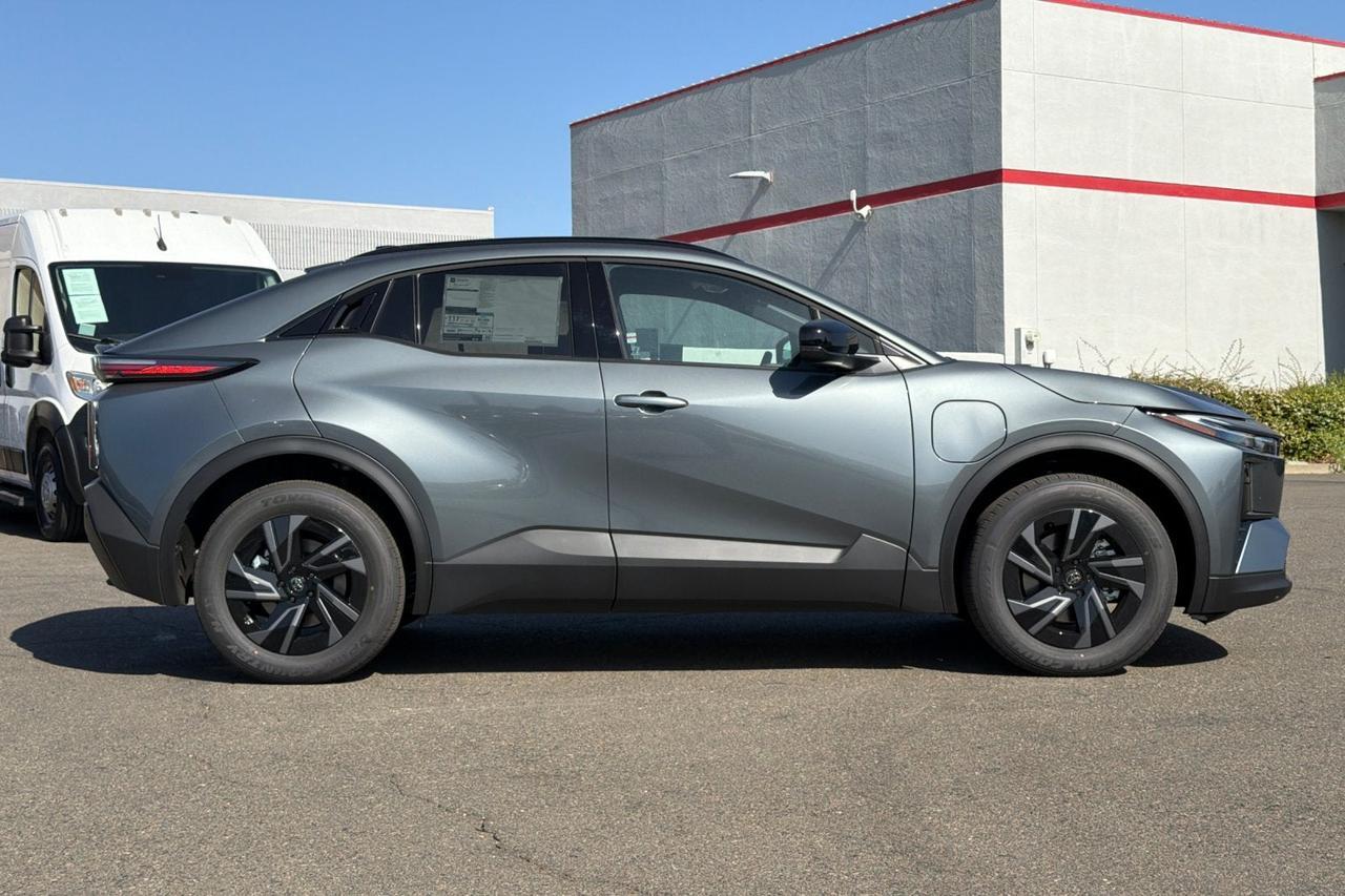 2027 Toyota C-HR SE Roseville CA