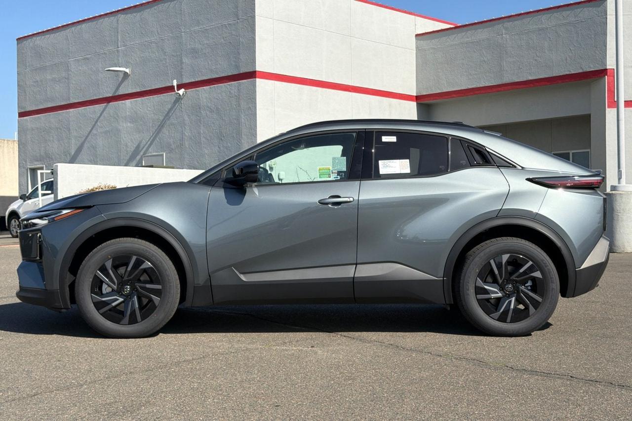 2027 Toyota C-HR SE Roseville CA