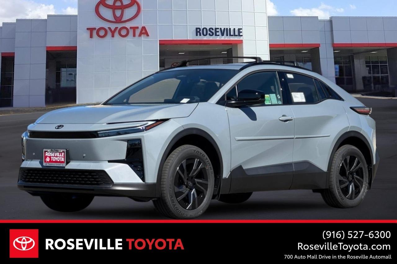 2027 Toyota C-HR SE