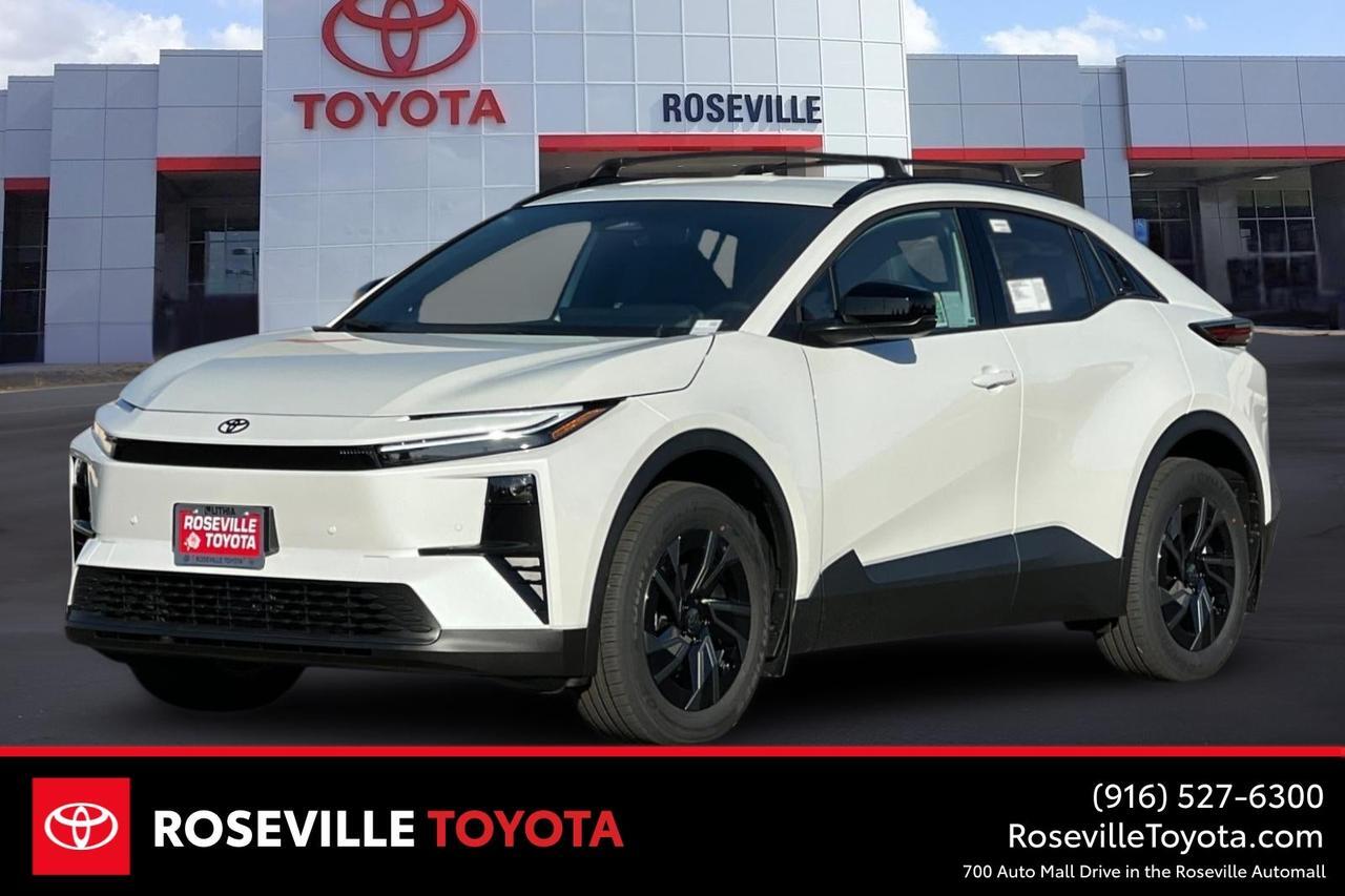 2027 Toyota C-HR SE