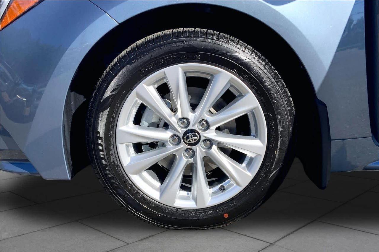 2027 Toyota Corolla Hybrid LE Folsom CA