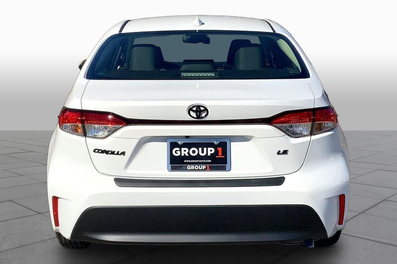 2027 Toyota Corolla LE Folsom CA