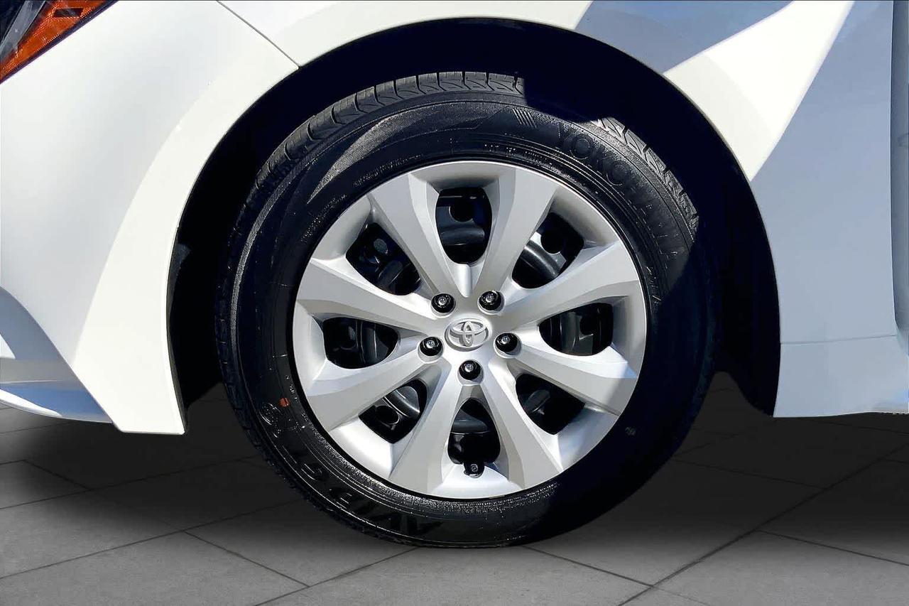 2027 Toyota Corolla LE Folsom CA