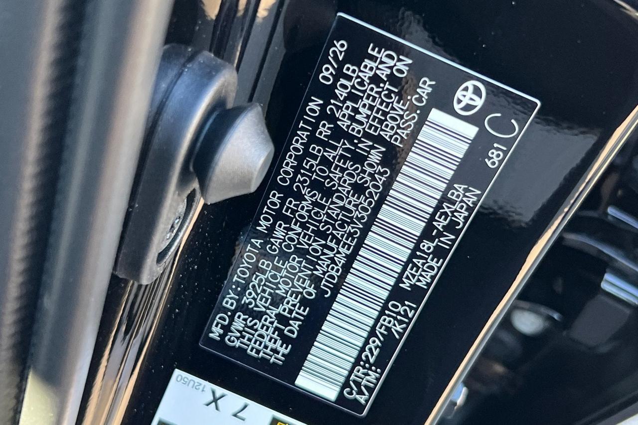 2027 Toyota Corolla LE Roseville CA
