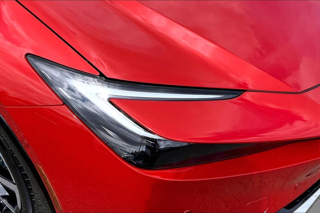 2027 Toyota Prius Plug-In Hybrid XSE Premium Folsom CA