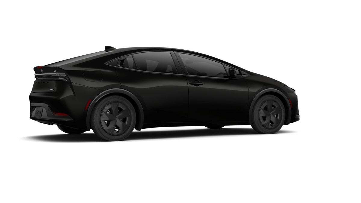 2027 Toyota Prius Plug-in Hybrid SE Roseville CA