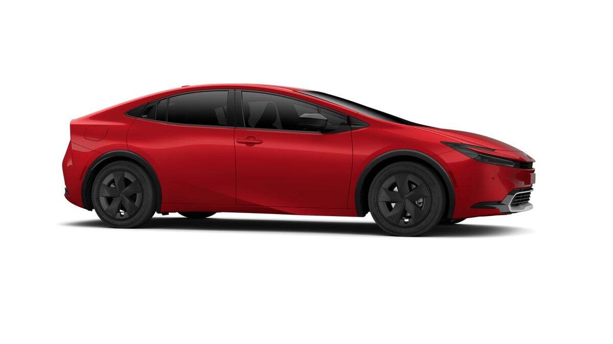 2027 Toyota Prius Plug-in Hybrid SE Roseville CA