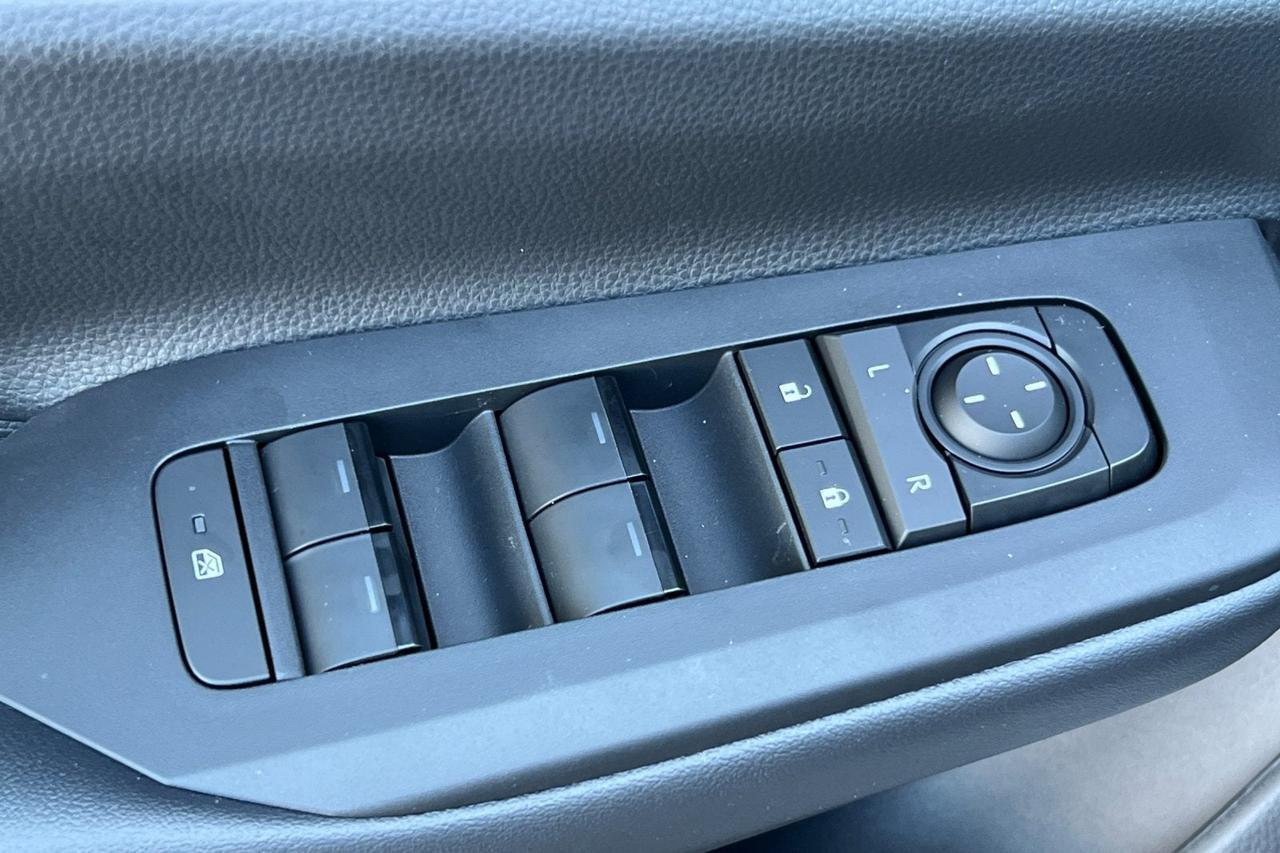 2027 Toyota Prius Plug-in Hybrid SE Roseville CA