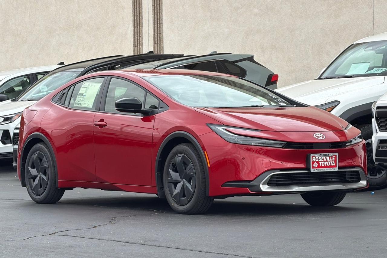 2027 Toyota Prius Plug-in Hybrid SE Roseville CA