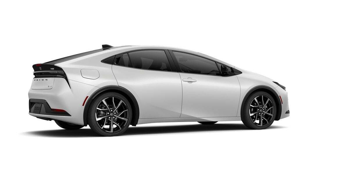 2027 Toyota Prius Plug-in Hybrid XSE Premium Roseville CA