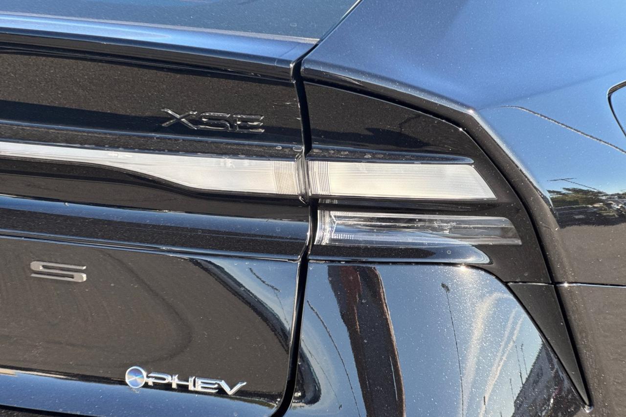 2027 Toyota Prius Plug-in Hybrid XSE Premium Roseville CA