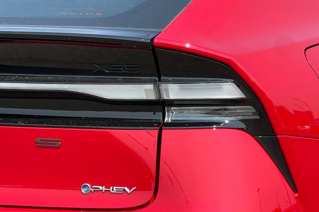 2027 Toyota Prius Plug-in Hybrid XSE Roseville CA