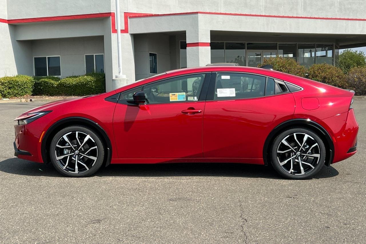 2027 Toyota Prius Plug-in Hybrid XSE Roseville CA