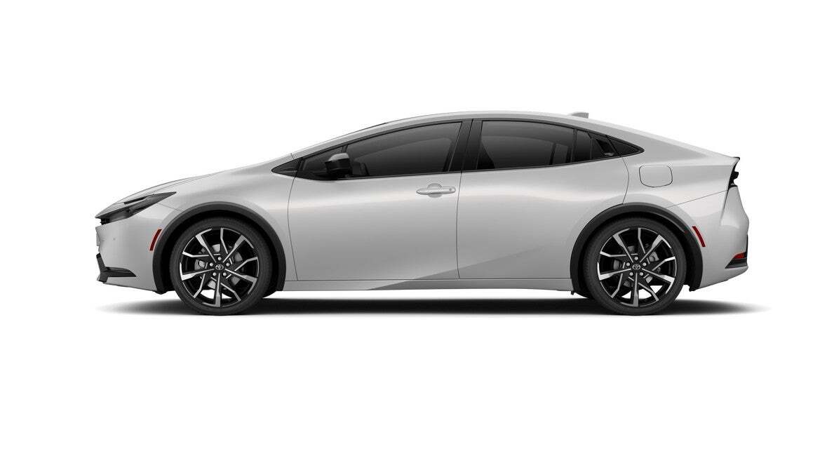 2027 Toyota Prius Plug-in Hybrid XSE Roseville CA