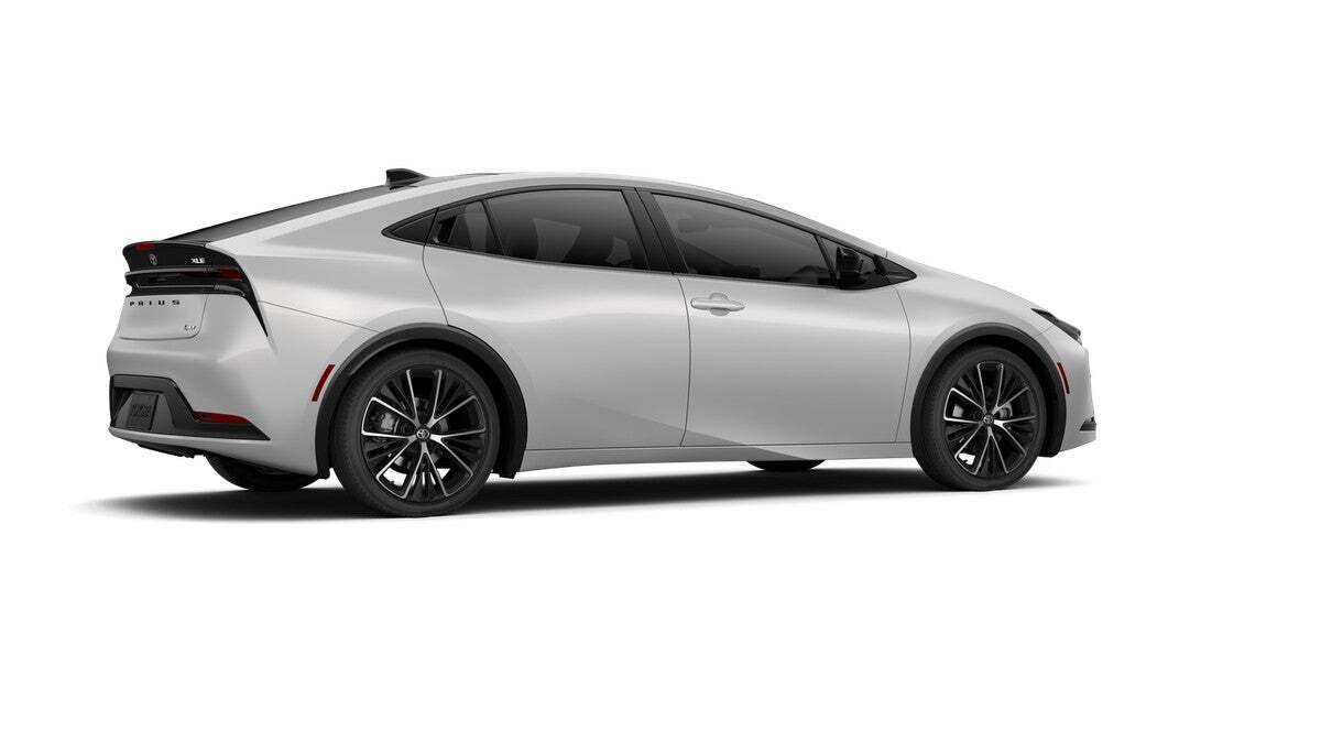 2027 Toyota Prius XLE Roseville CA