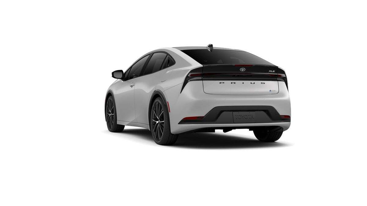 2027 Toyota Prius XLE Roseville CA