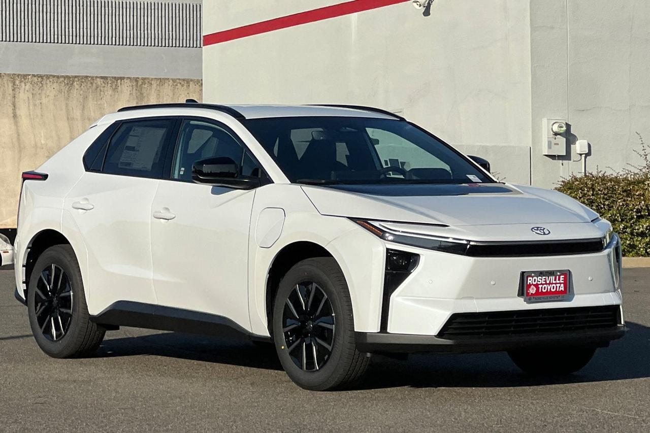 2027 Toyota bZ XLE Roseville CA