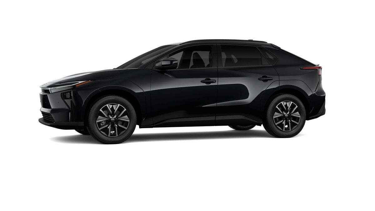 2027 Toyota bZ XLE Roseville CA