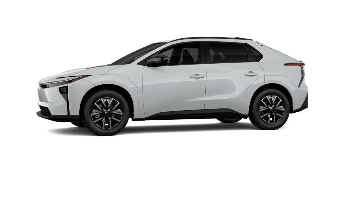 2027 Toyota bZ XLE Roseville CA