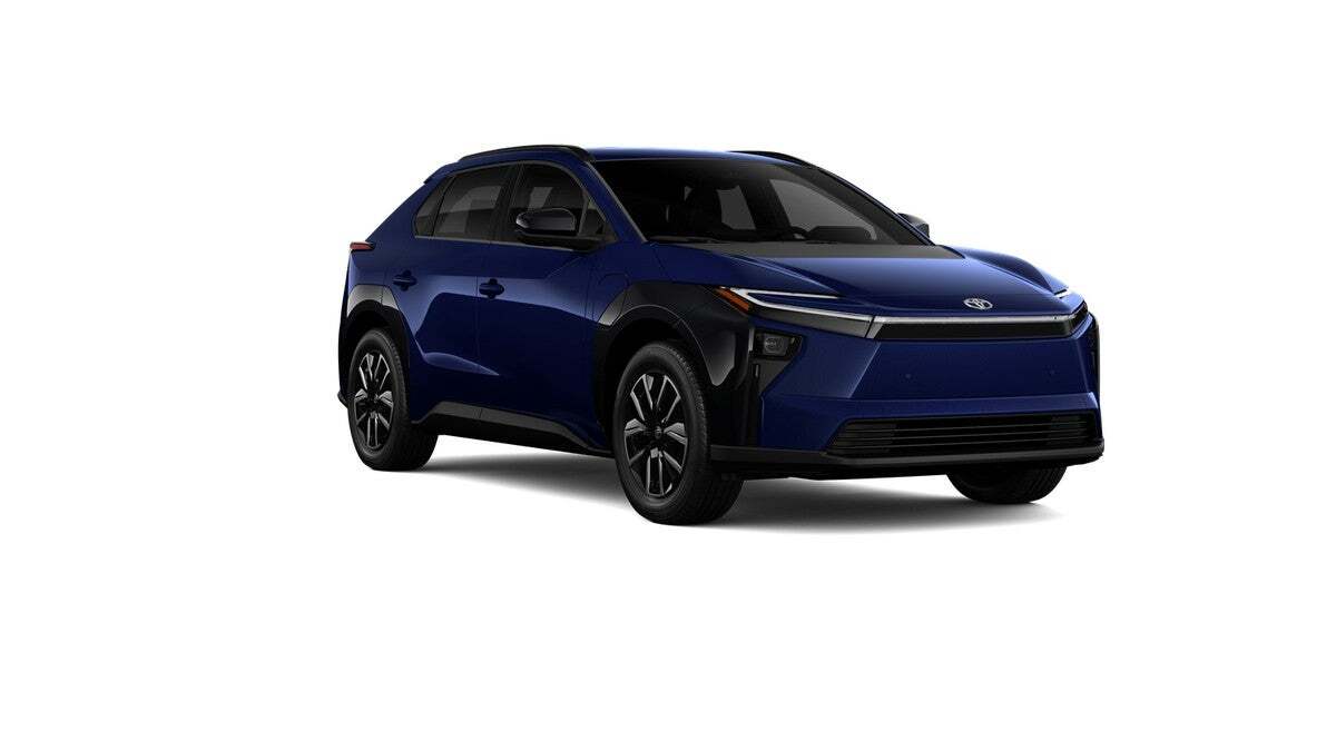 2027 Toyota bZ XLE Roseville CA