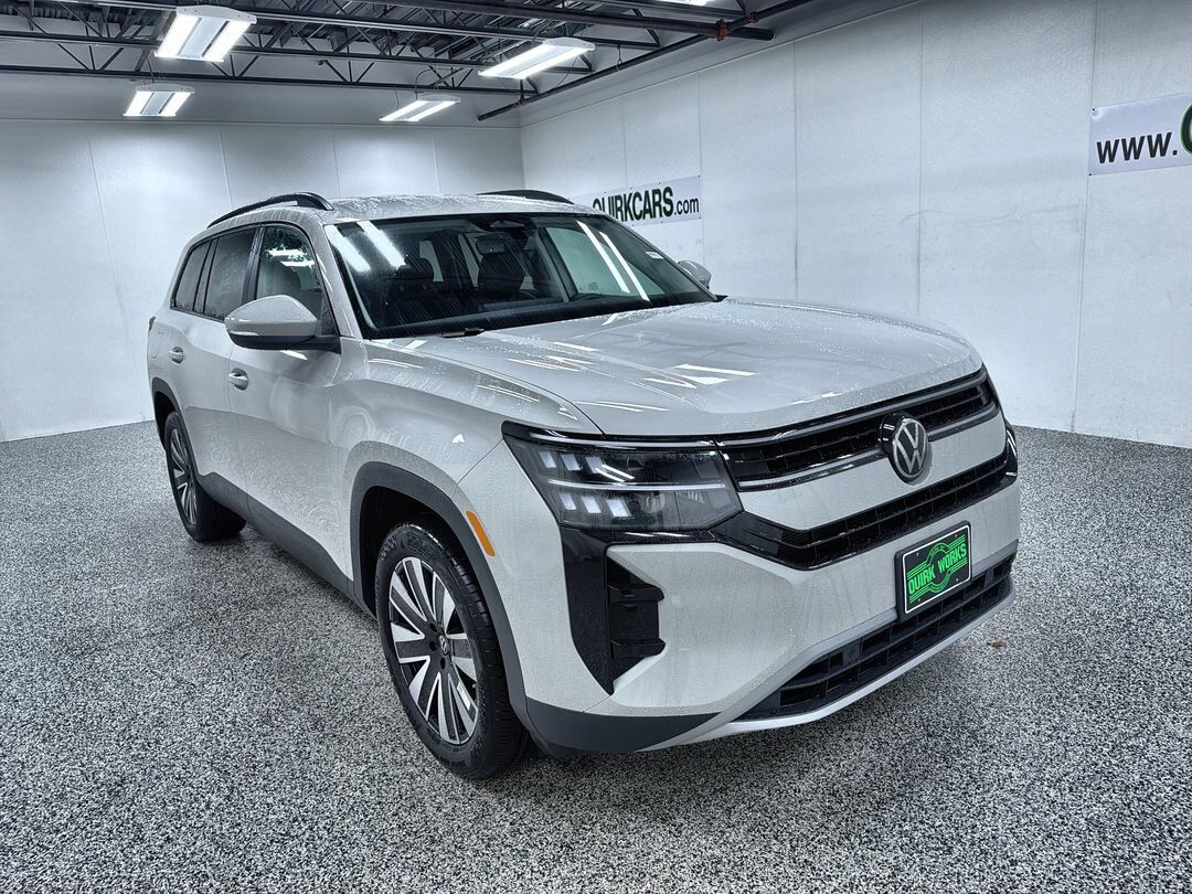 2027 Volkswagen Atlas SE w/Technology