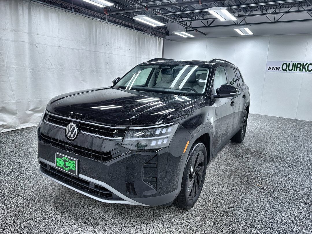 2027 Volkswagen Atlas SE w/Technology