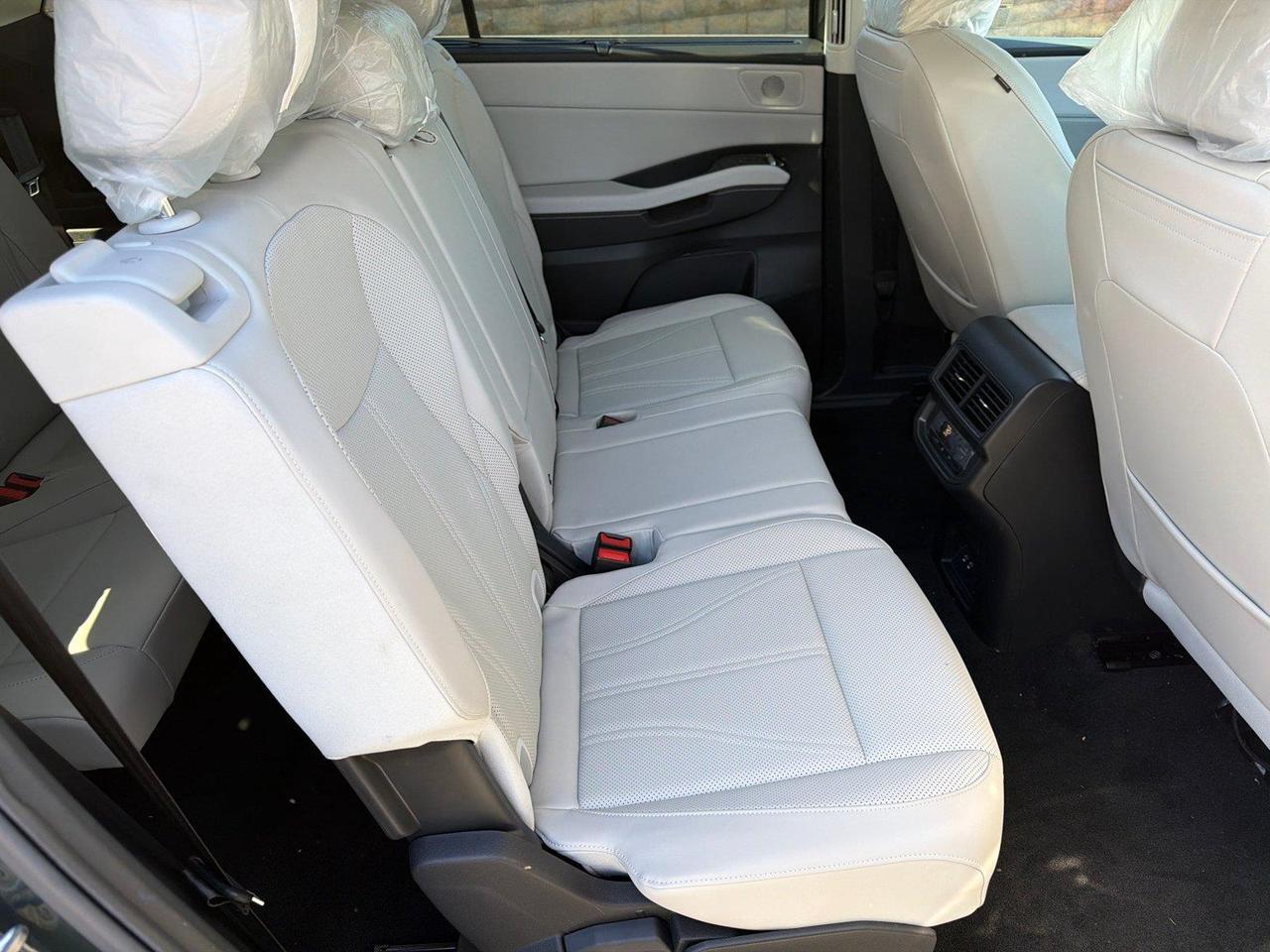 2027 Volkswagen Atlas SE w/Technology Hagerstown MD