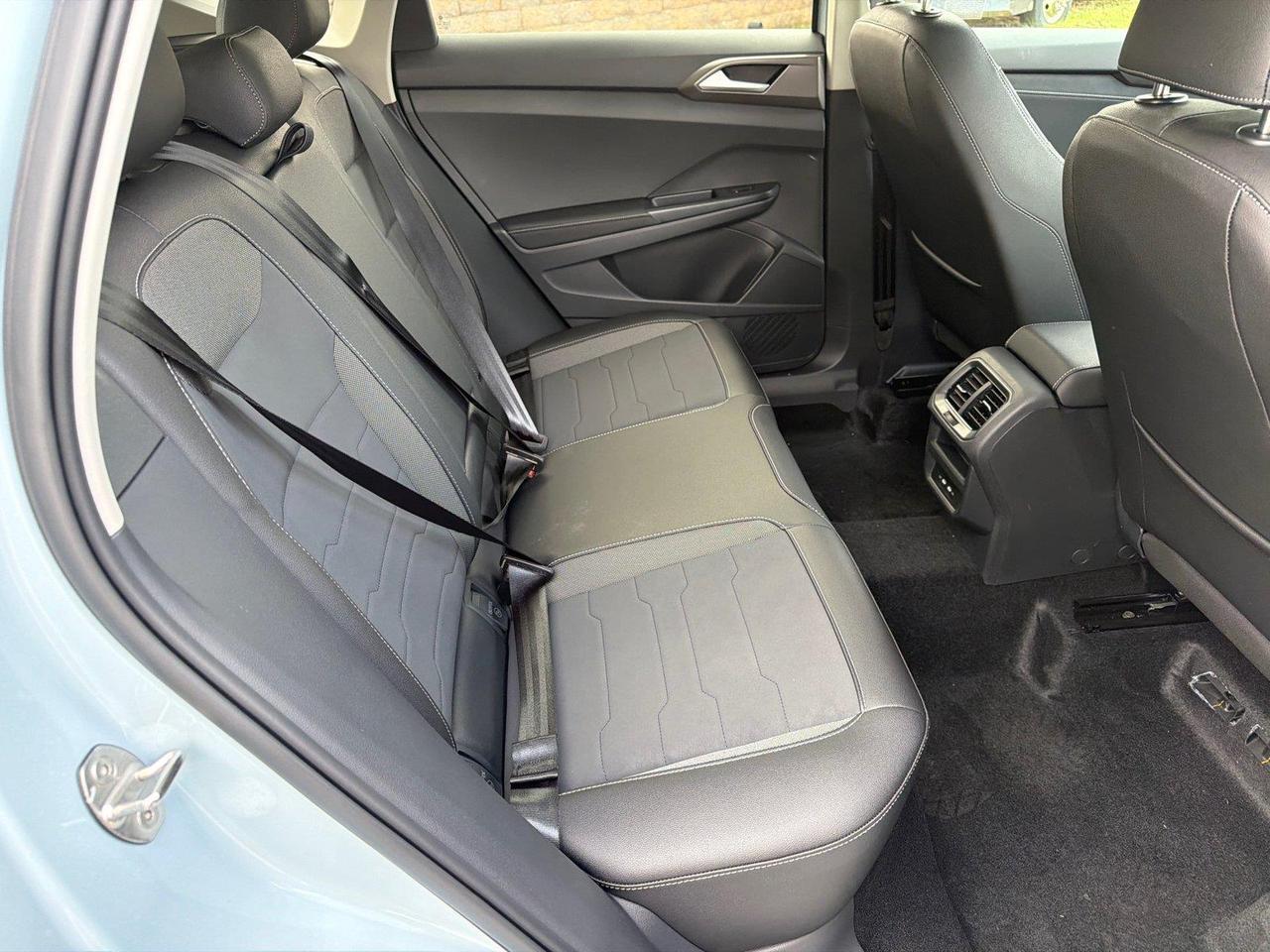 2027 Volkswagen Taos SE Black Hagerstown MD