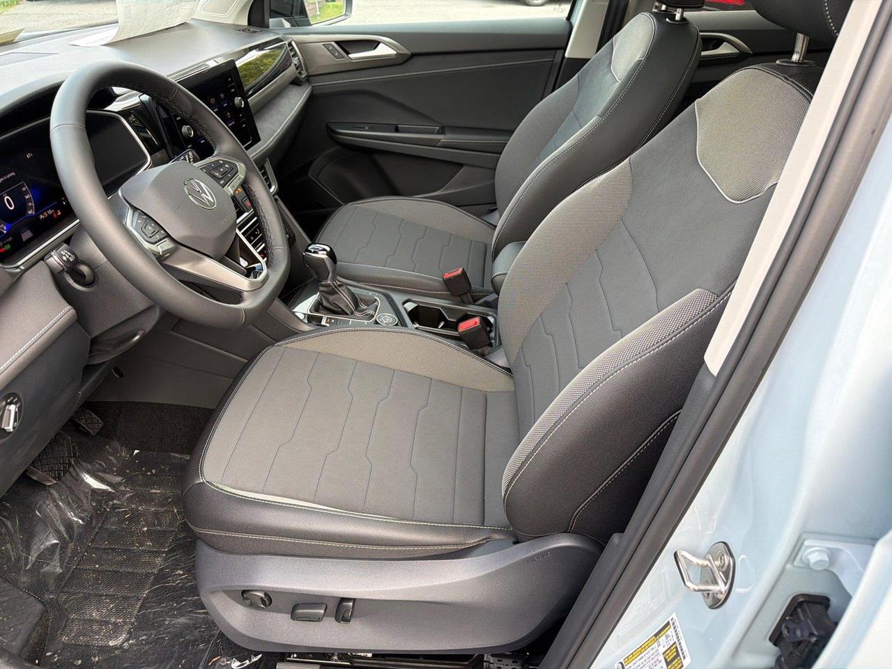 2027 Volkswagen Taos SE Black Hagerstown MD