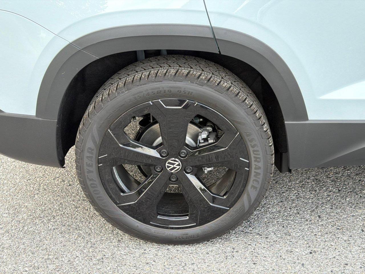 2027 Volkswagen Taos SE Black Hagerstown MD