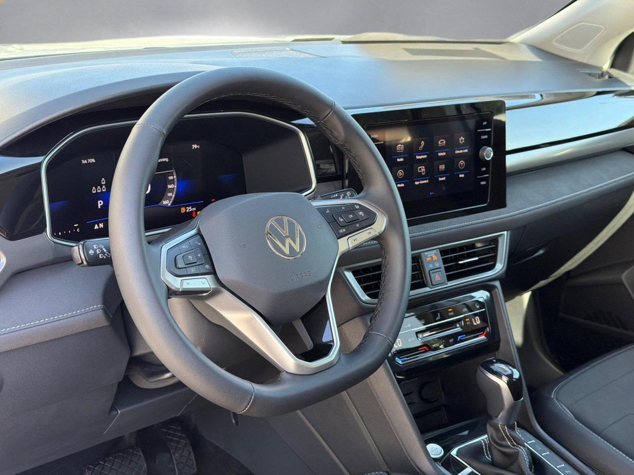 2027 Volkswagen Taos SE Black Hagerstown MD