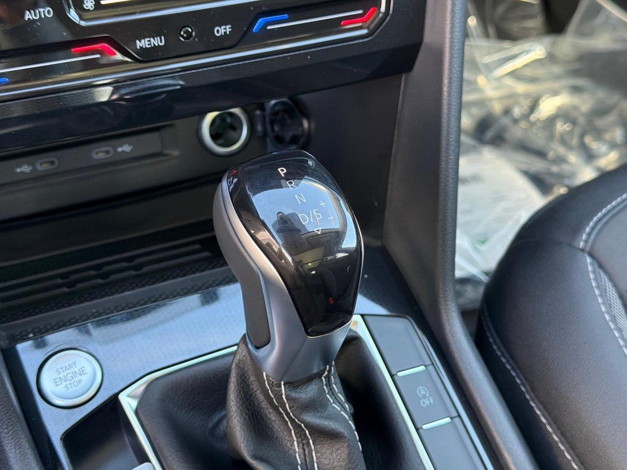 2027 Volkswagen Taos SE Black Hagerstown MD