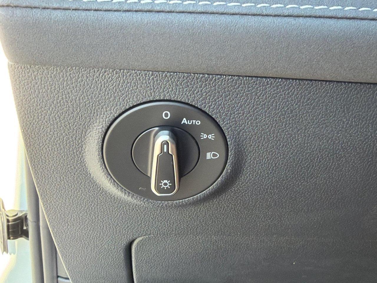 2027 Volkswagen Taos SE Black Hagerstown MD