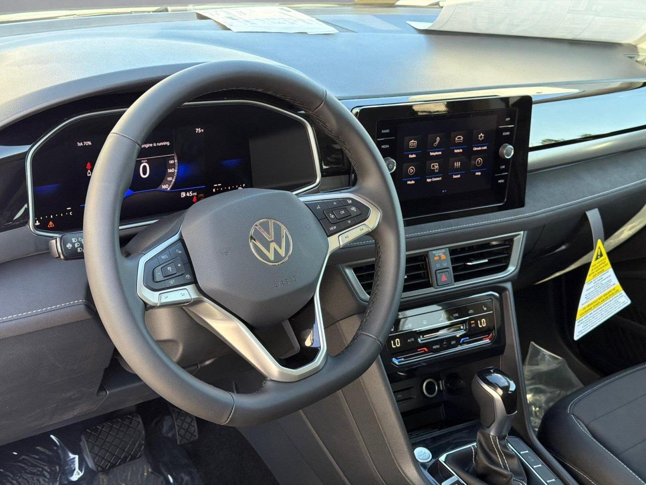 2027 Volkswagen Taos SE Black Hagerstown MD