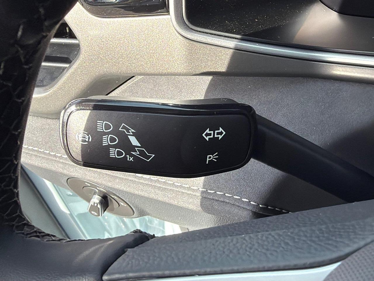 2027 Volkswagen Taos SE Black Hagerstown MD