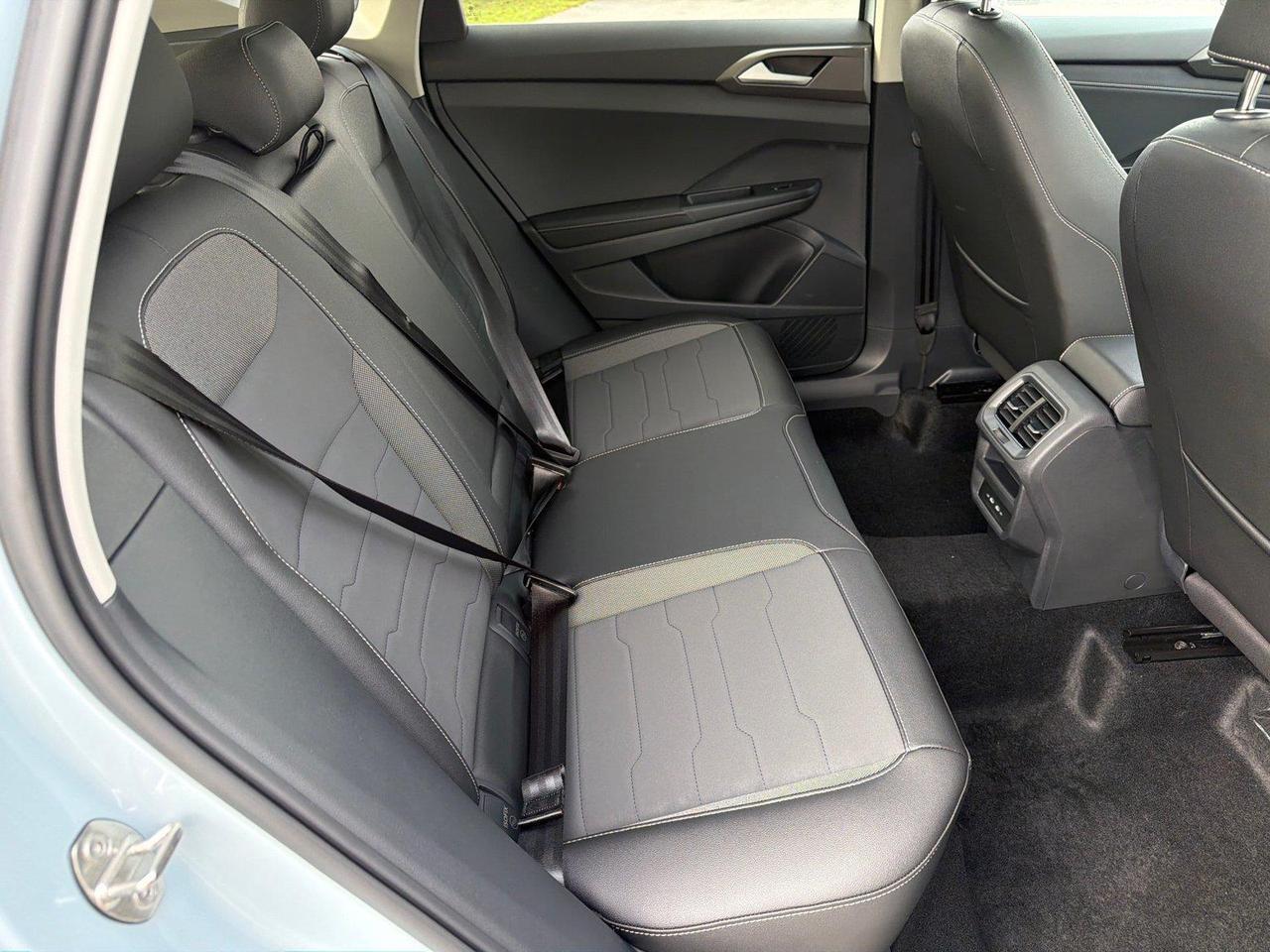 2027 Volkswagen Taos SE Black Hagerstown MD