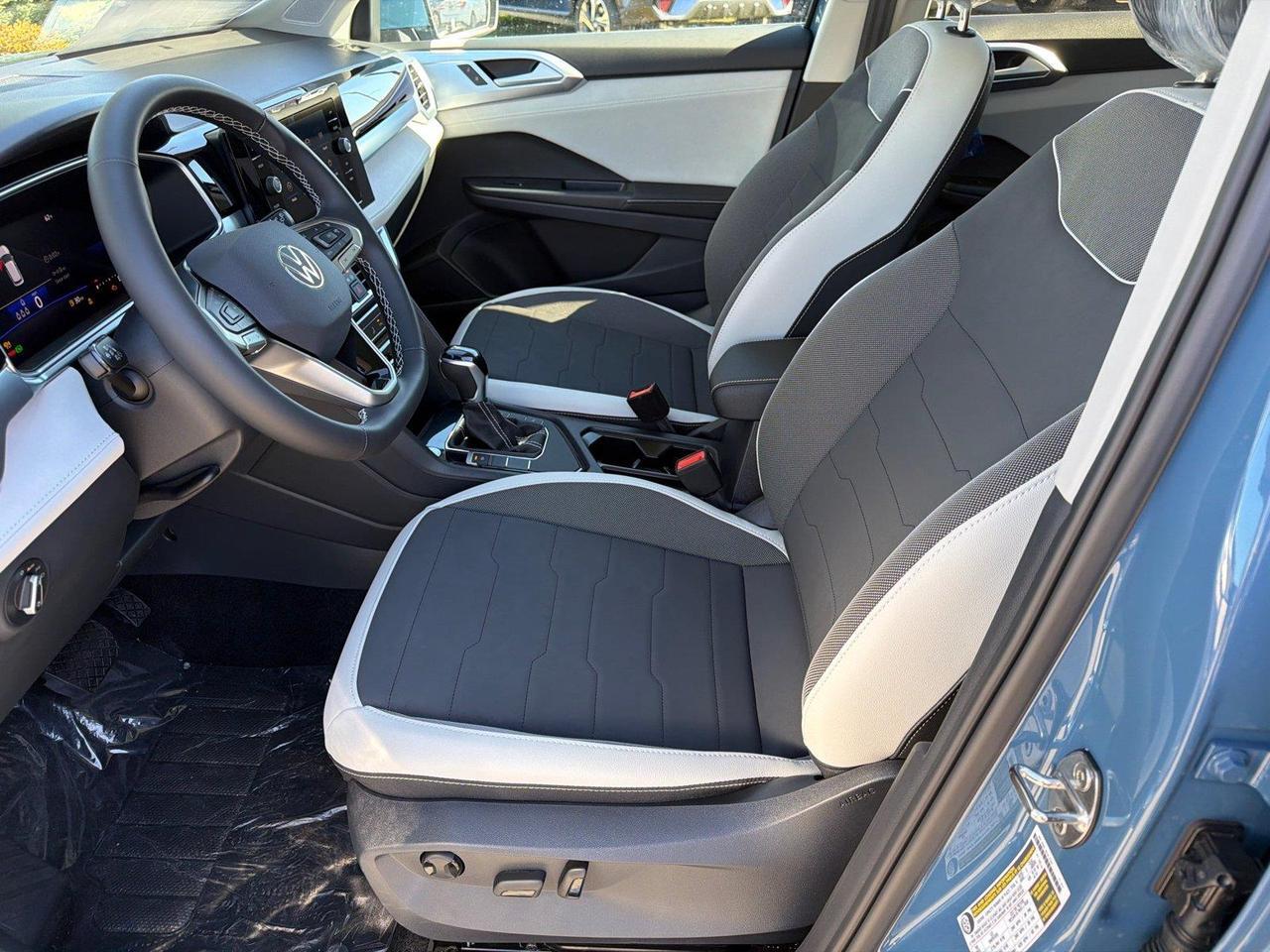 2027 Volkswagen Taos SE Hagerstown MD
