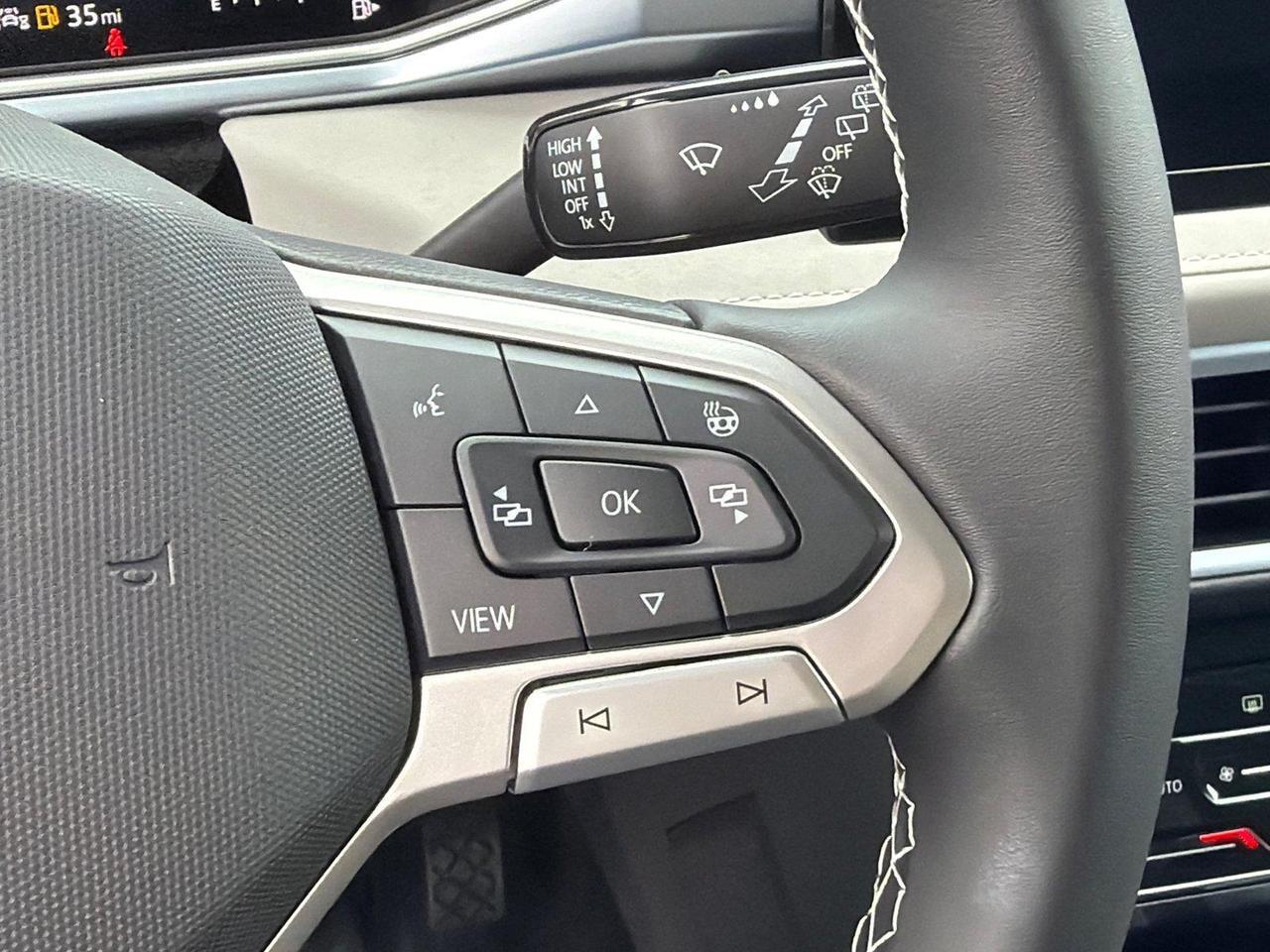 2027 Volkswagen Taos SE Hagerstown MD