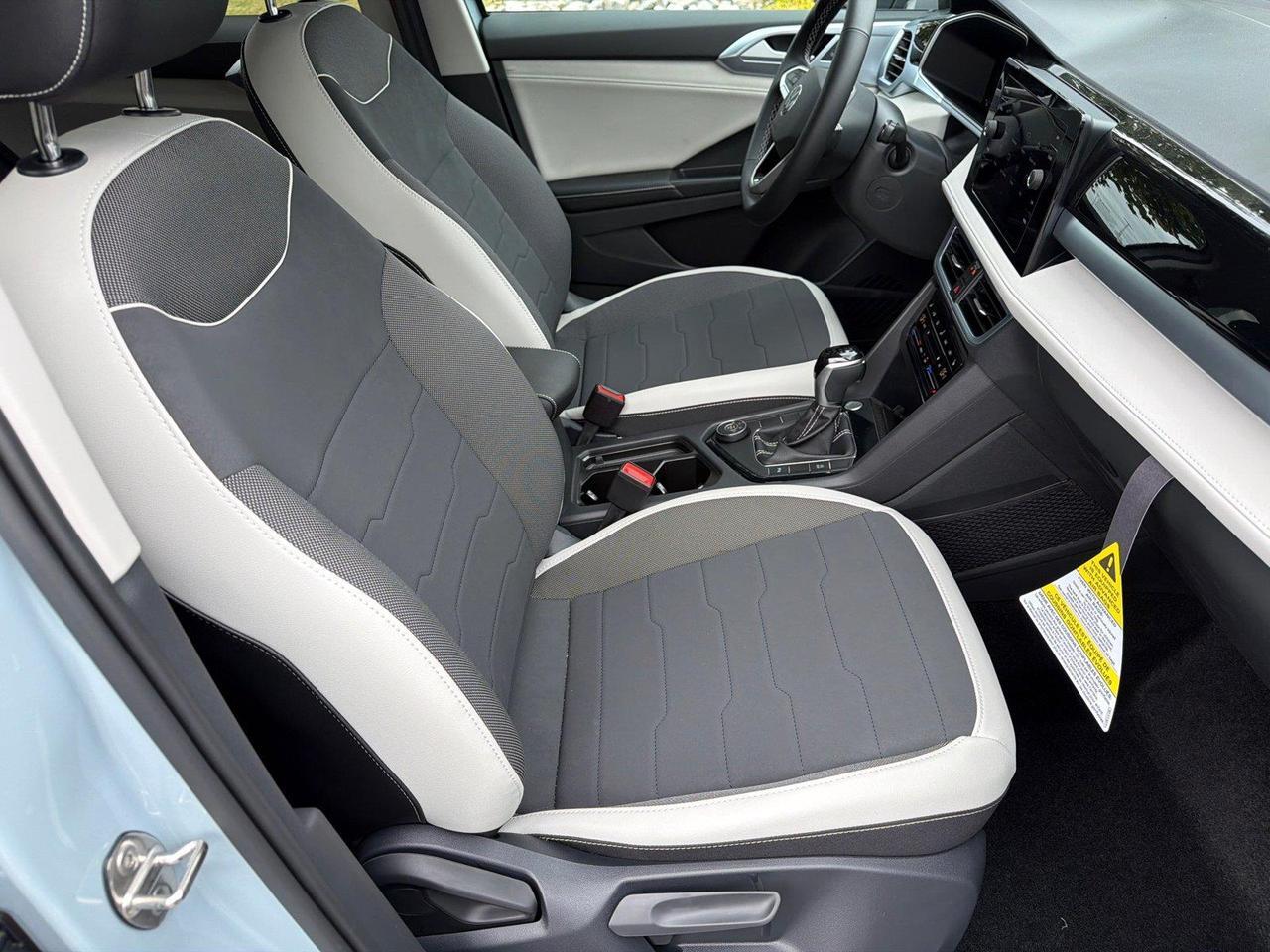 2027 Volkswagen Taos SE Hagerstown MD