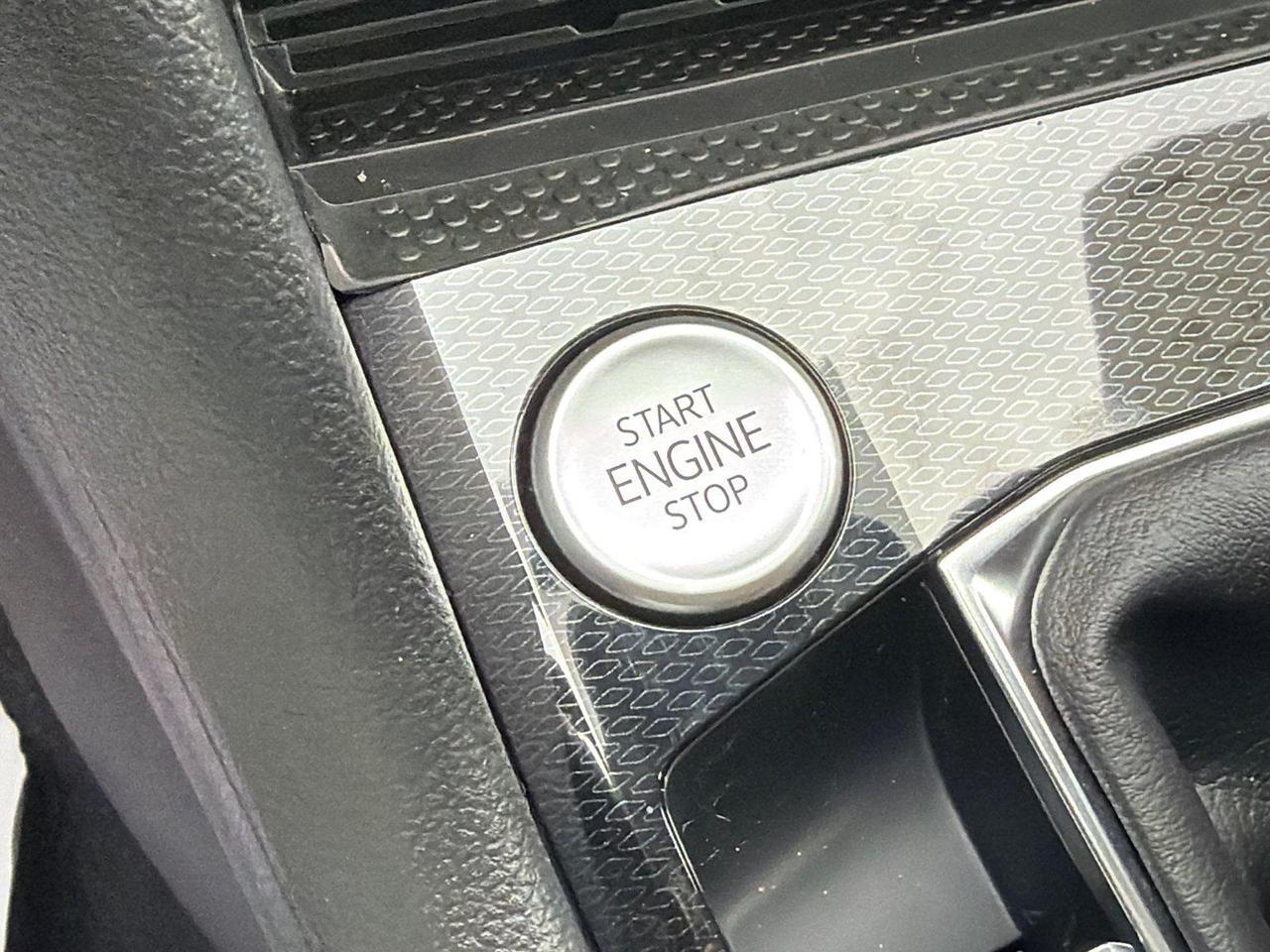 2027 Volkswagen Taos SE Hagerstown MD