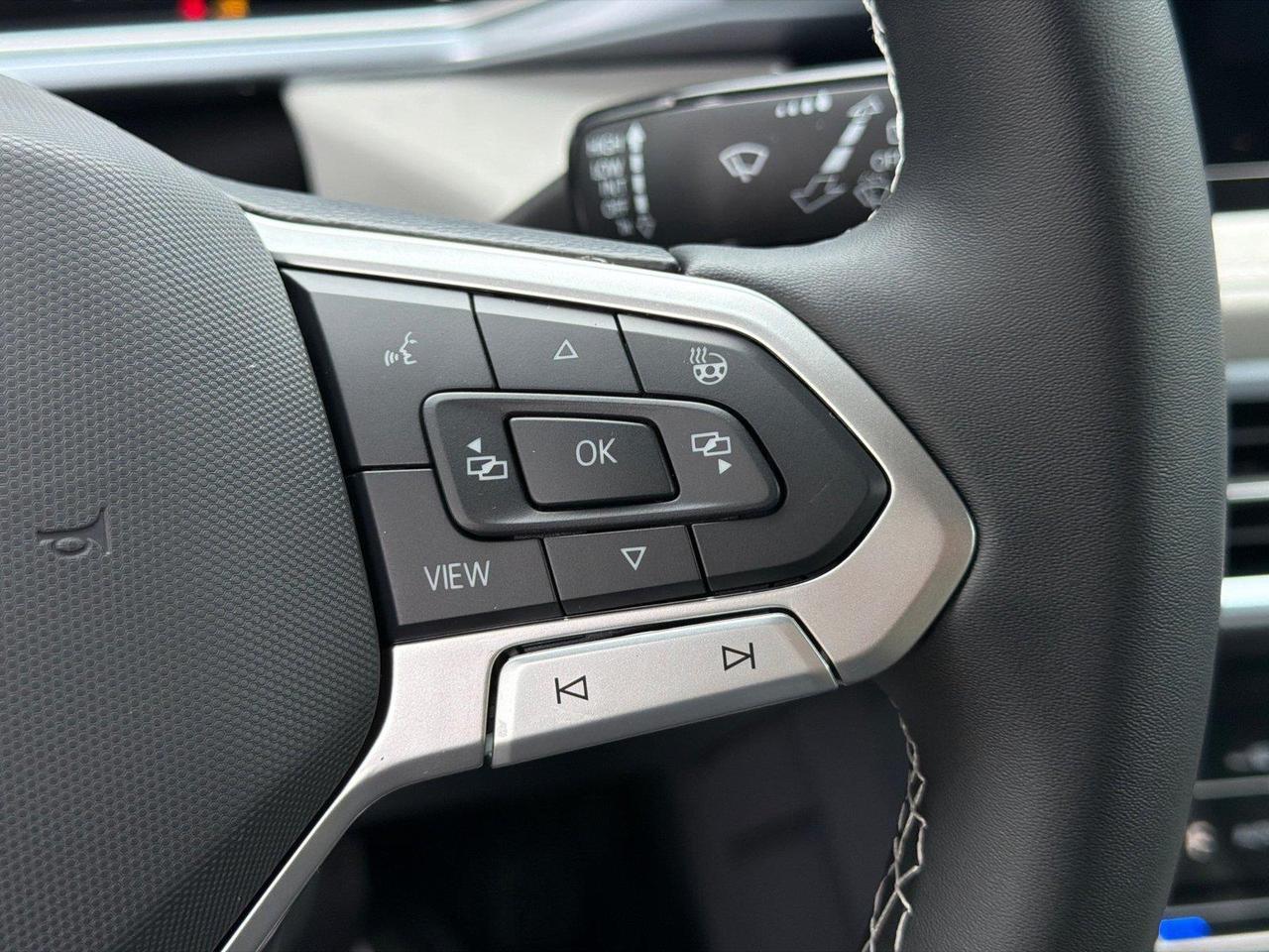 2027 Volkswagen Taos SE Hagerstown MD