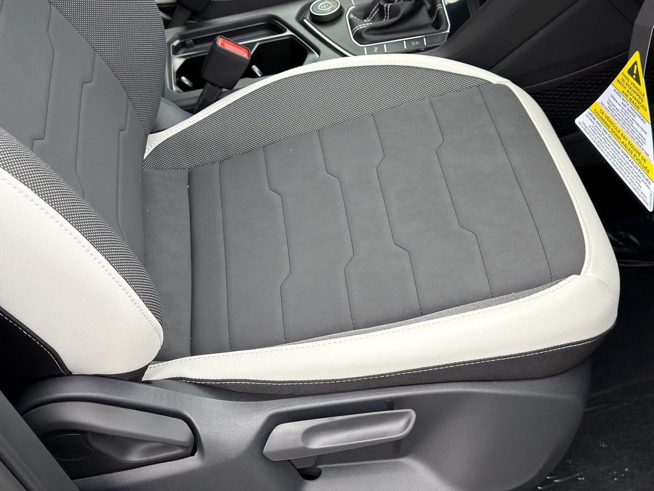 2027 Volkswagen Taos SE Hagerstown MD