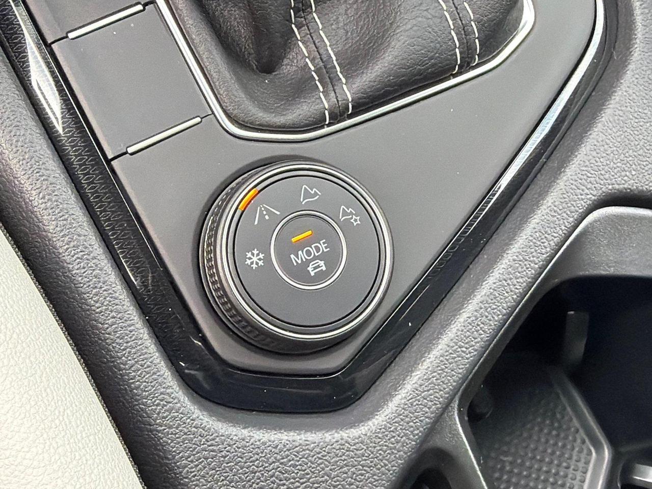 2027 Volkswagen Taos SE Hagerstown MD