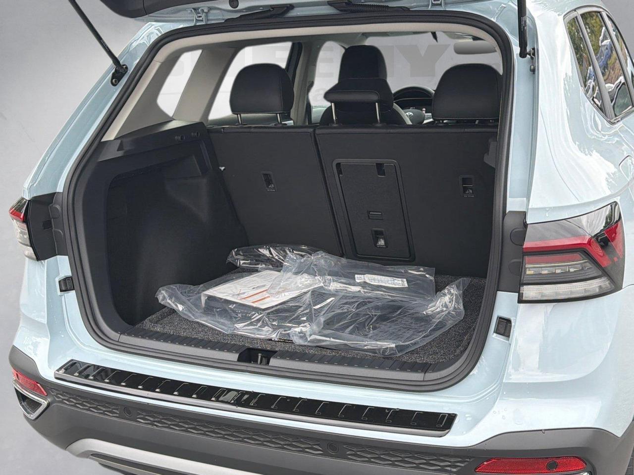 2027 Volkswagen Taos SE Hagerstown MD