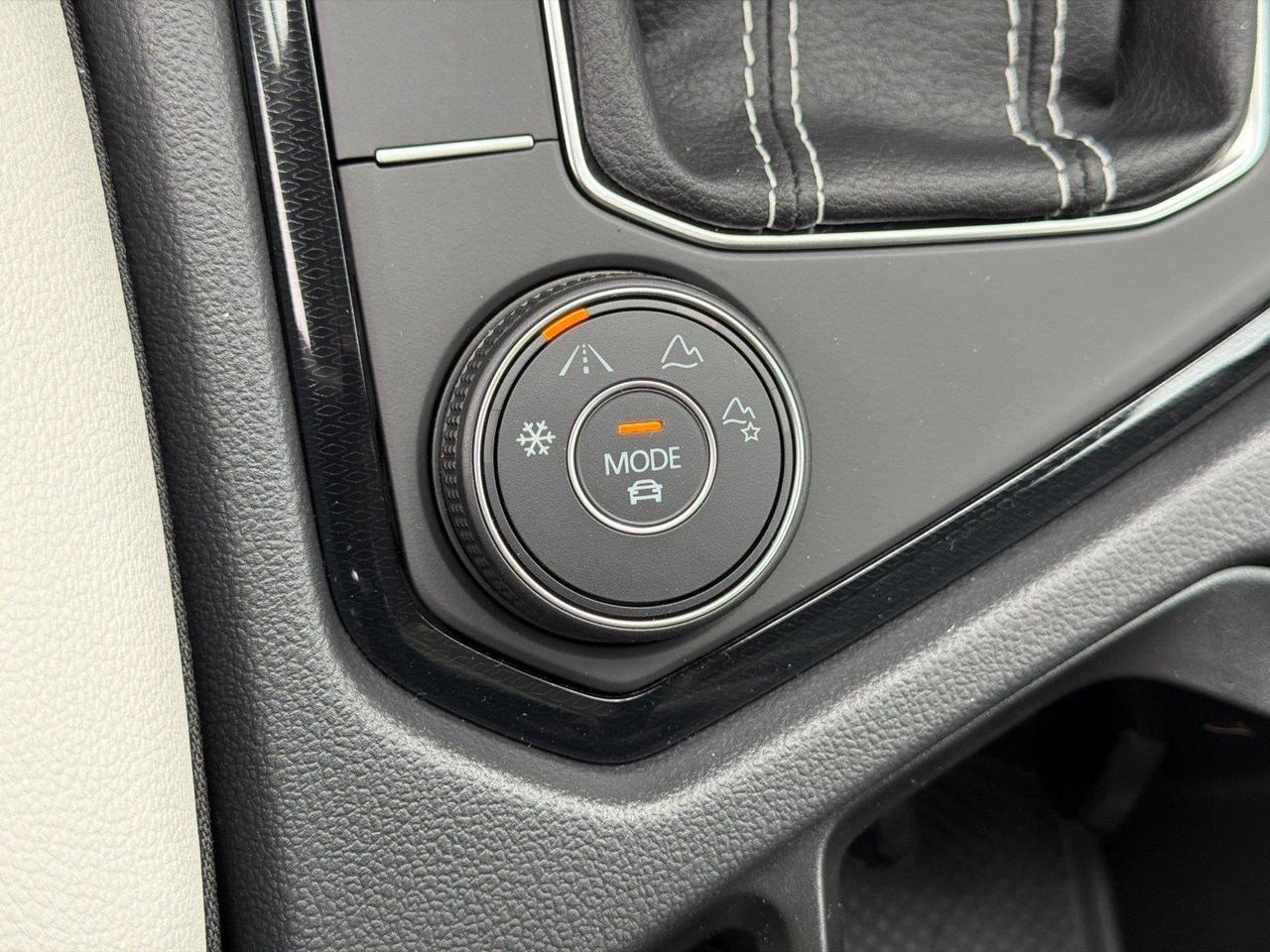 2027 Volkswagen Taos SE Hagerstown MD