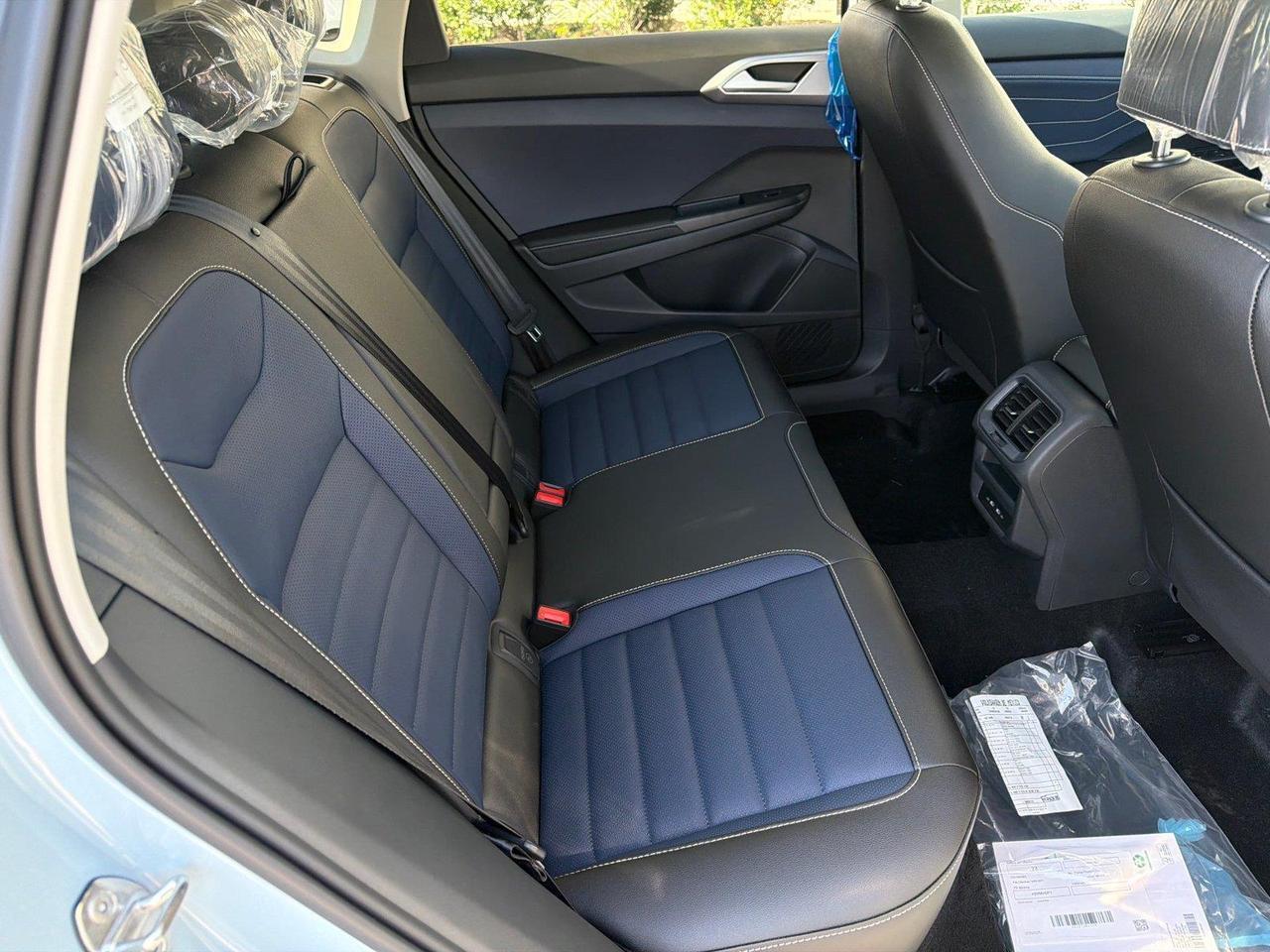 2027 Volkswagen Taos SEL Hagerstown MD