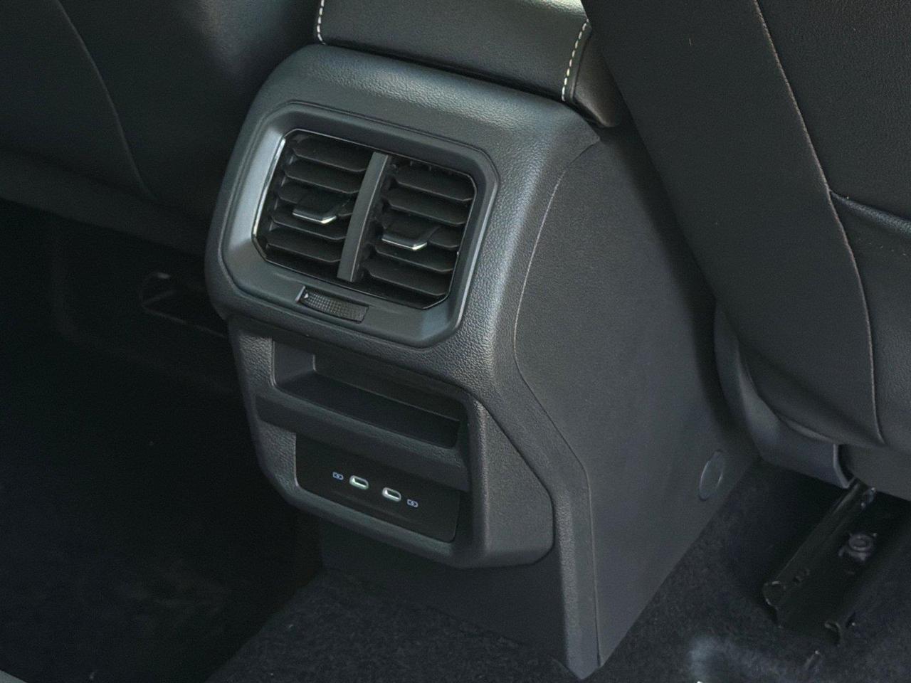 2027 Volkswagen Taos SEL Hagerstown MD
