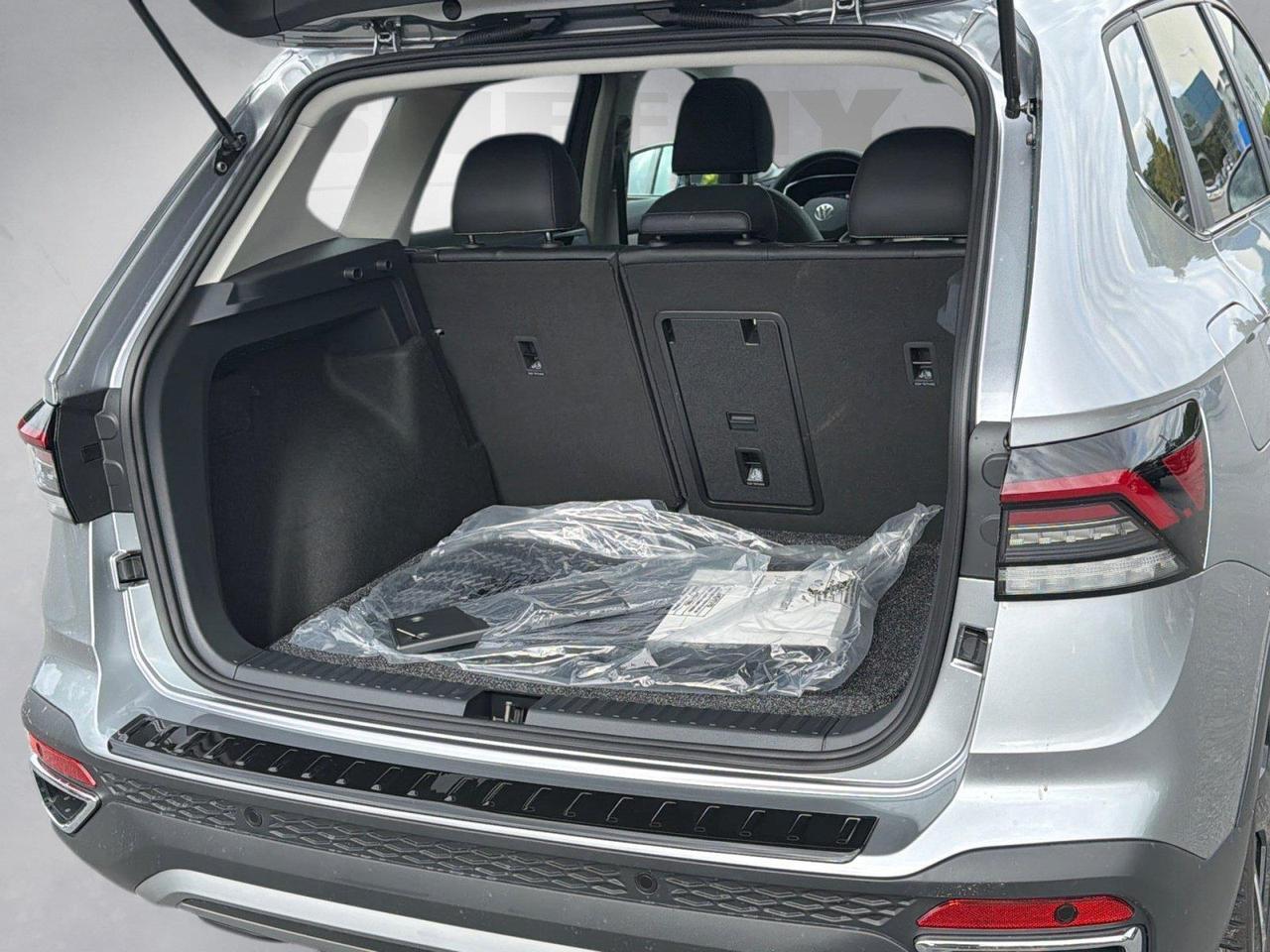 2027 Volkswagen Taos SEL Hagerstown MD