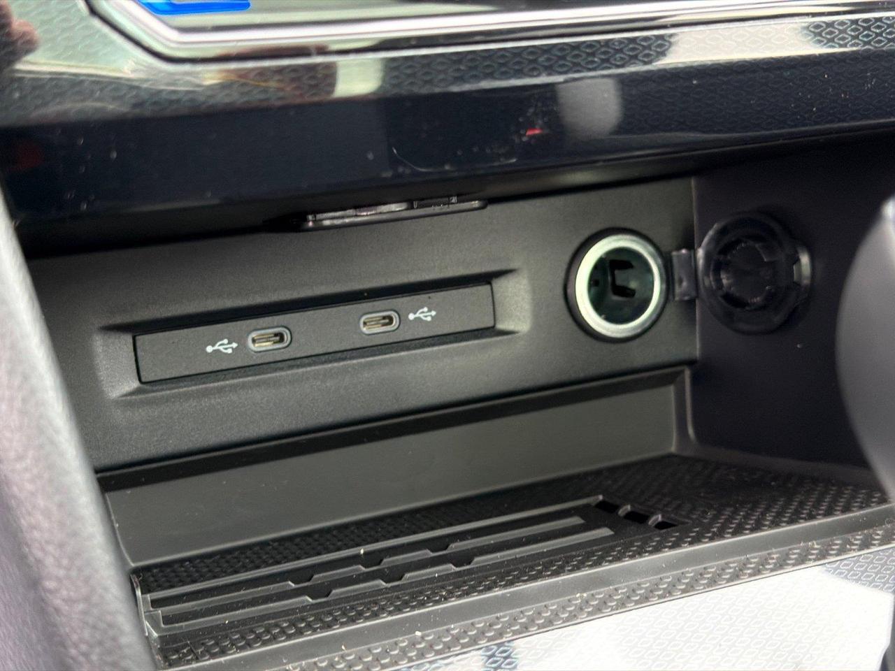 2027 Volkswagen Taos SEL Hagerstown MD
